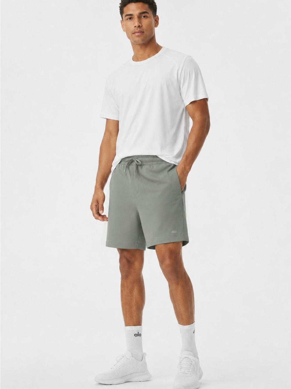 Alo Yoga Men’s Chill Shorts in Gray Green
